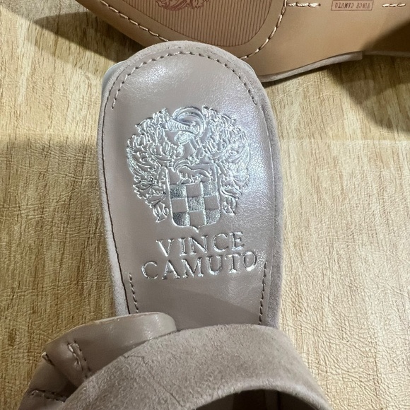 NWT Vince Camuto VC-Hamden Truffle Taupe Suede Slingback Pump 7.5 - Picture 8 of 12